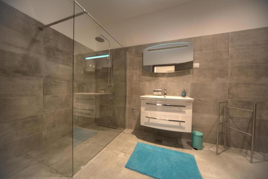 Estelle Apartma Pula